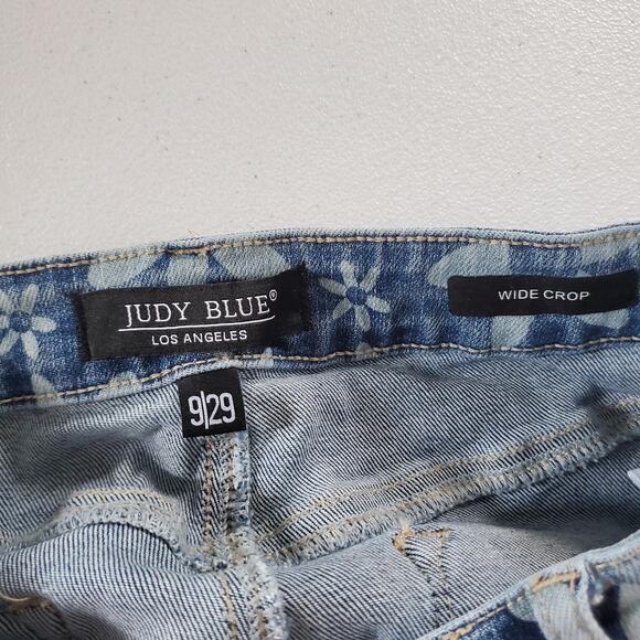 Judy Blue Jeans Womens 29 Blue Wide Crop Daisy Floral Raw Hem Stretch JB88772 - Picture 3 of 12